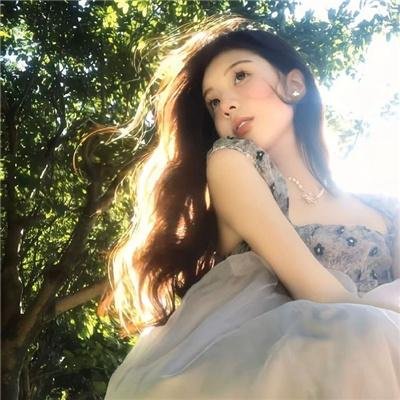 一个叫阿宝的男孩